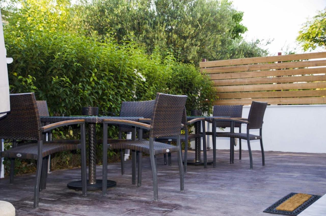 Villa Athina 1St Floor Nea Kallikrateia Екстериор снимка